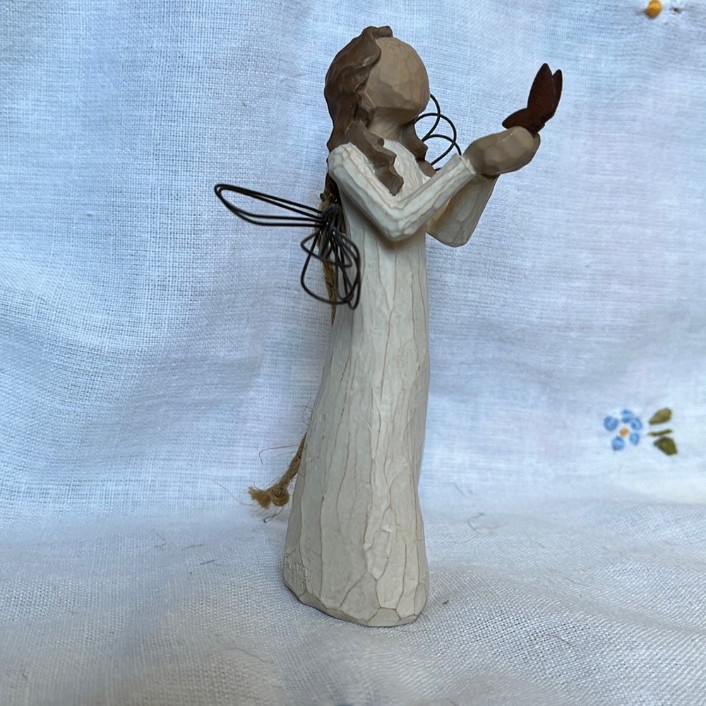 Willow Tree figurines Angel of Freedom Ornament 2000